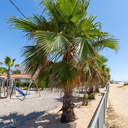 Malgrat De Mar Beachfront Village ภายนอก รูปภาพ
