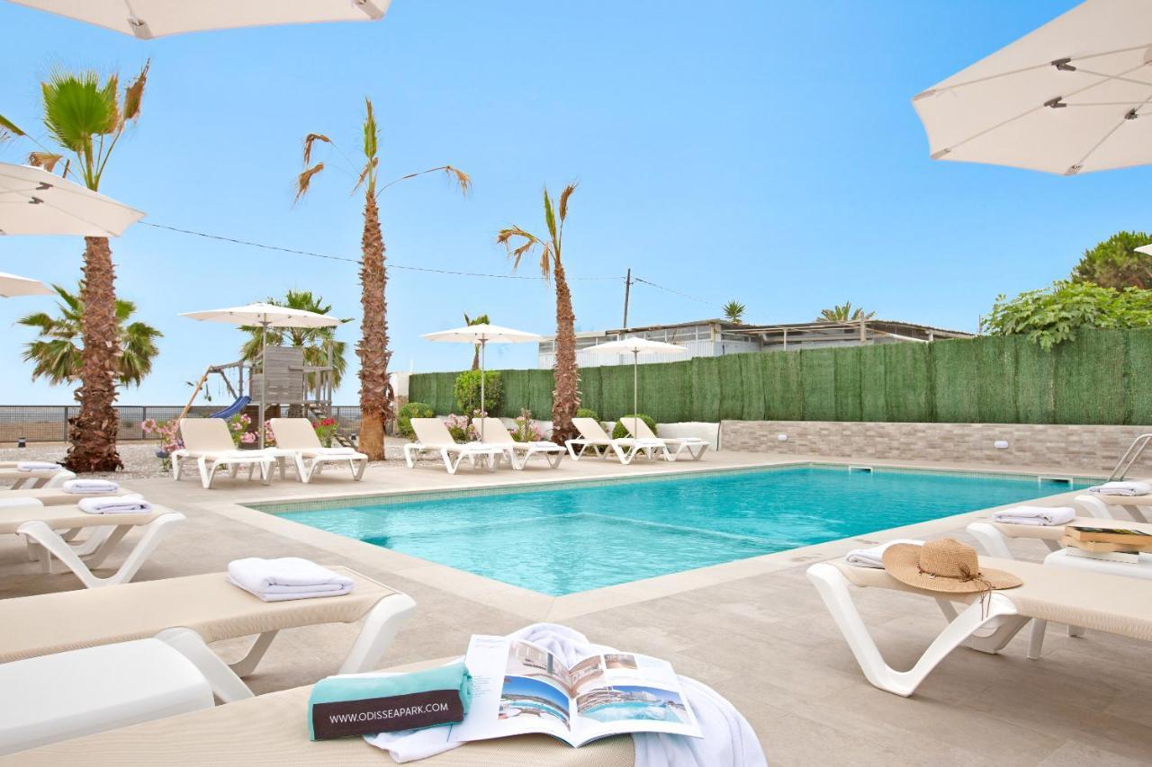Malgrat De Mar Beachfront Village ภายนอก รูปภาพ