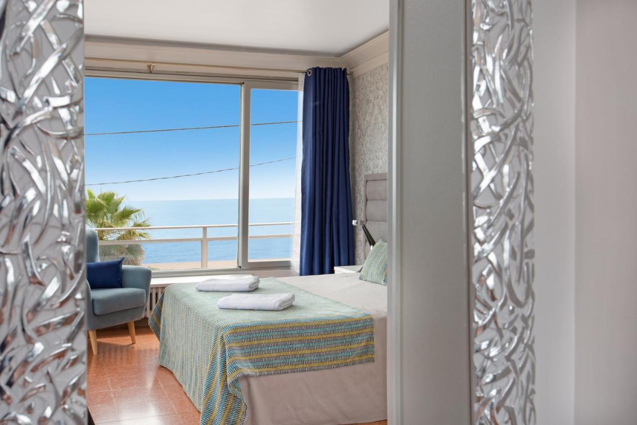 Malgrat De Mar Beachfront Village ภายนอก รูปภาพ
